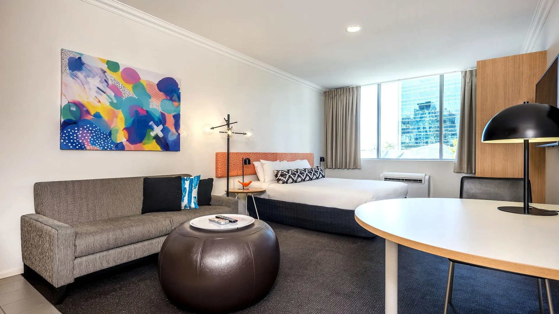 Oaks Perth Hotel Australia