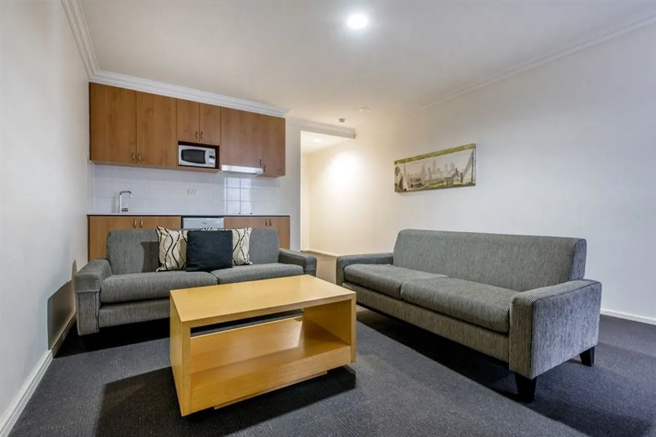 Oaks Perth Hotel