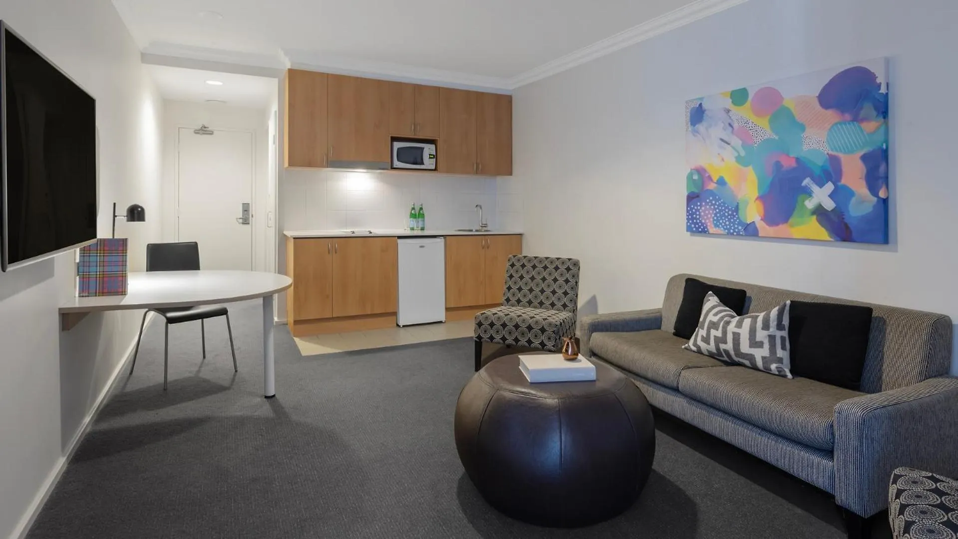 ****  Oaks Perth Hotel Australia
