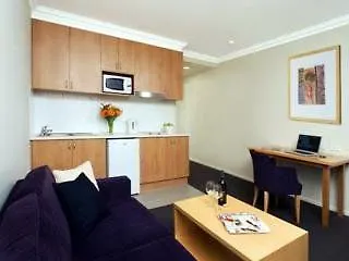 Oaks Perth Hotel 4*,